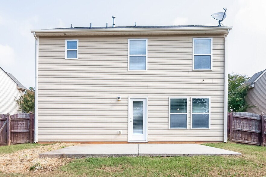 Building Photo - 7211 Waldon Park Lane