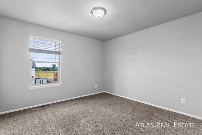 Building Photo - 1095 W 170th Pl