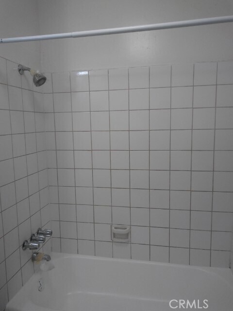 Building Photo - 1912 Pasadena Ave