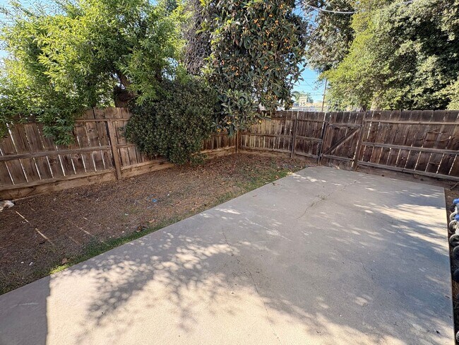 Building Photo - 0817