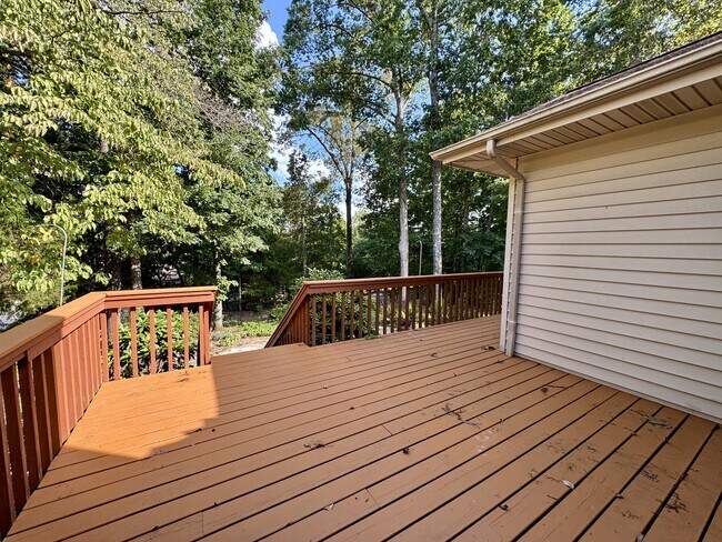 Building Photo - 116 Agoli Way