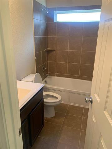 Building Photo - 2209 Scott Creek Dr