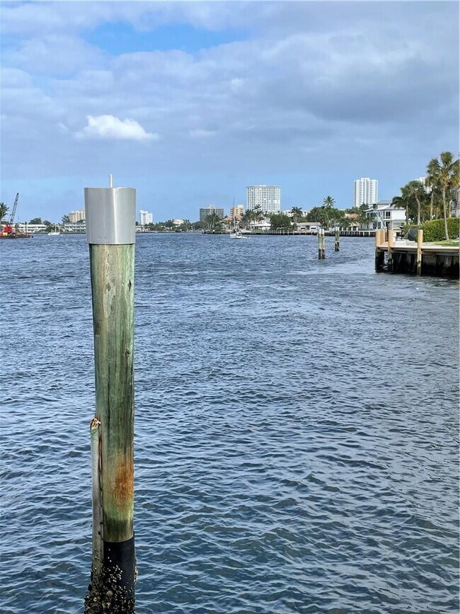 Building Photo - 740 S Federal Hwy