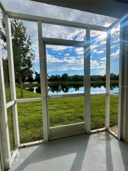 Building Photo - 741 Ashentree Dr