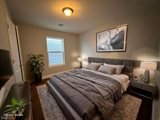 Building Photo - 15 N 6th St