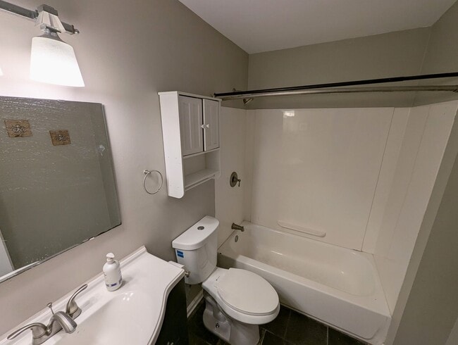 Building Photo - Fully Furnished Shaw Sanctuary