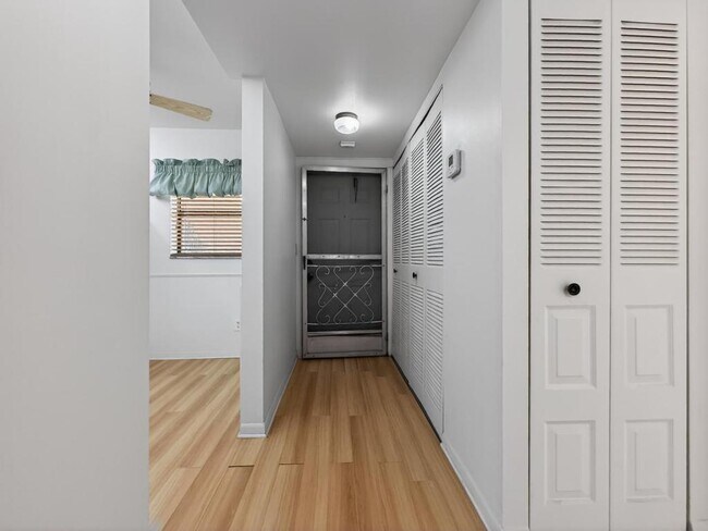 Building Photo - 10409 NW 11th St