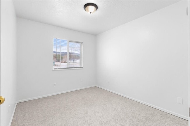 Building Photo - 6648 W Legacy Dr