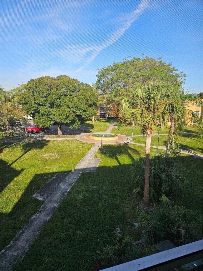 Building Photo - 4314 NW 9th Ave