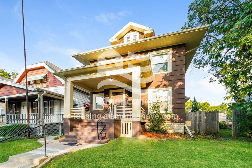 Building Photo - 5326 N 35th St