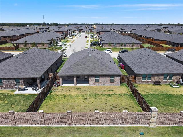 Building Photo - 3000 Buttonbush Dr