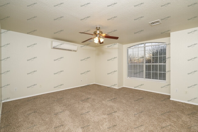 Building Photo - 2421 S Sweet Gum Ave