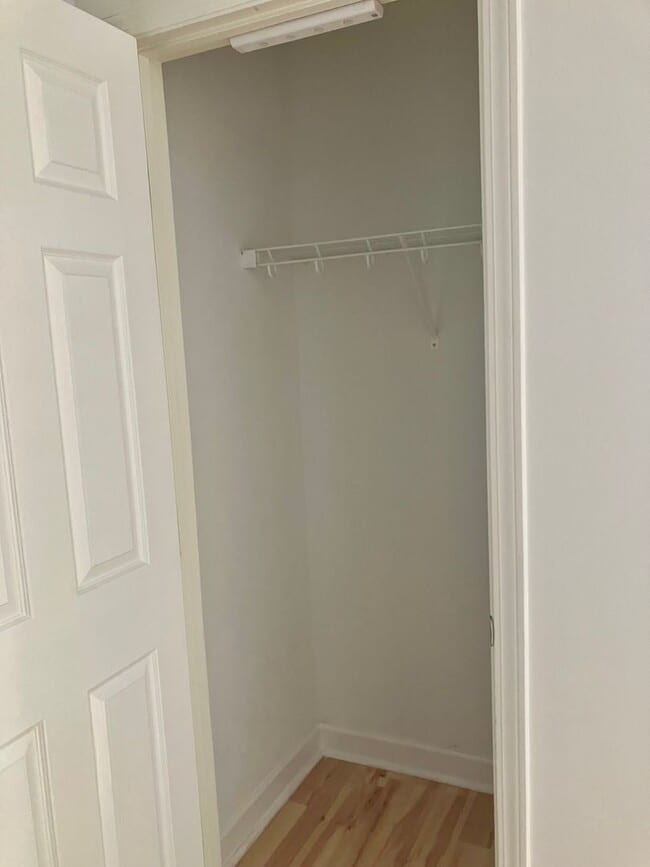 Building Photo - Holiday PRICE DROP! Corner lot townhome near Percy Priest Lake