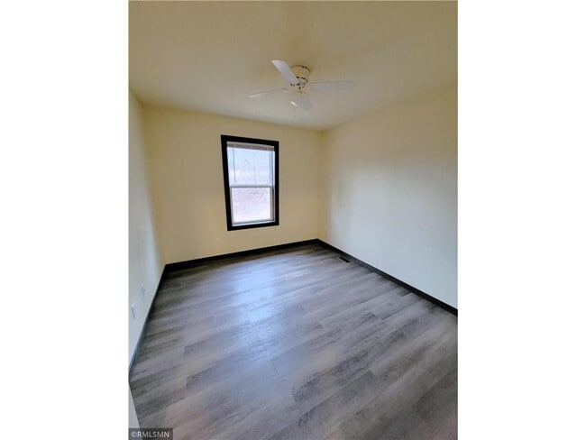Building Photo - 303 S Wasson Ln