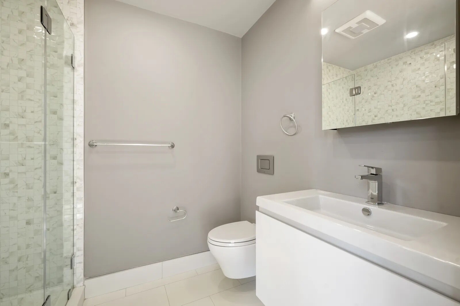 Building Photo - 147 Grampian Way