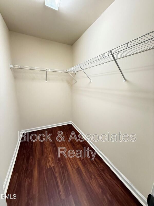 Building Photo - 1017 Magnolia Blossom Ln