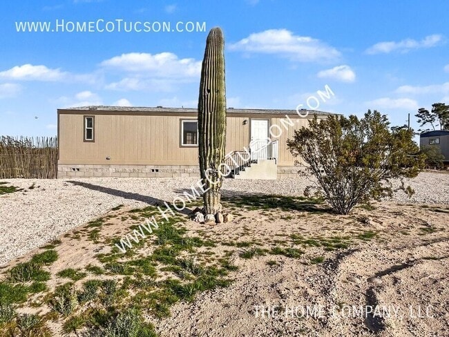 Building Photo - 9950 N El Uno Minor