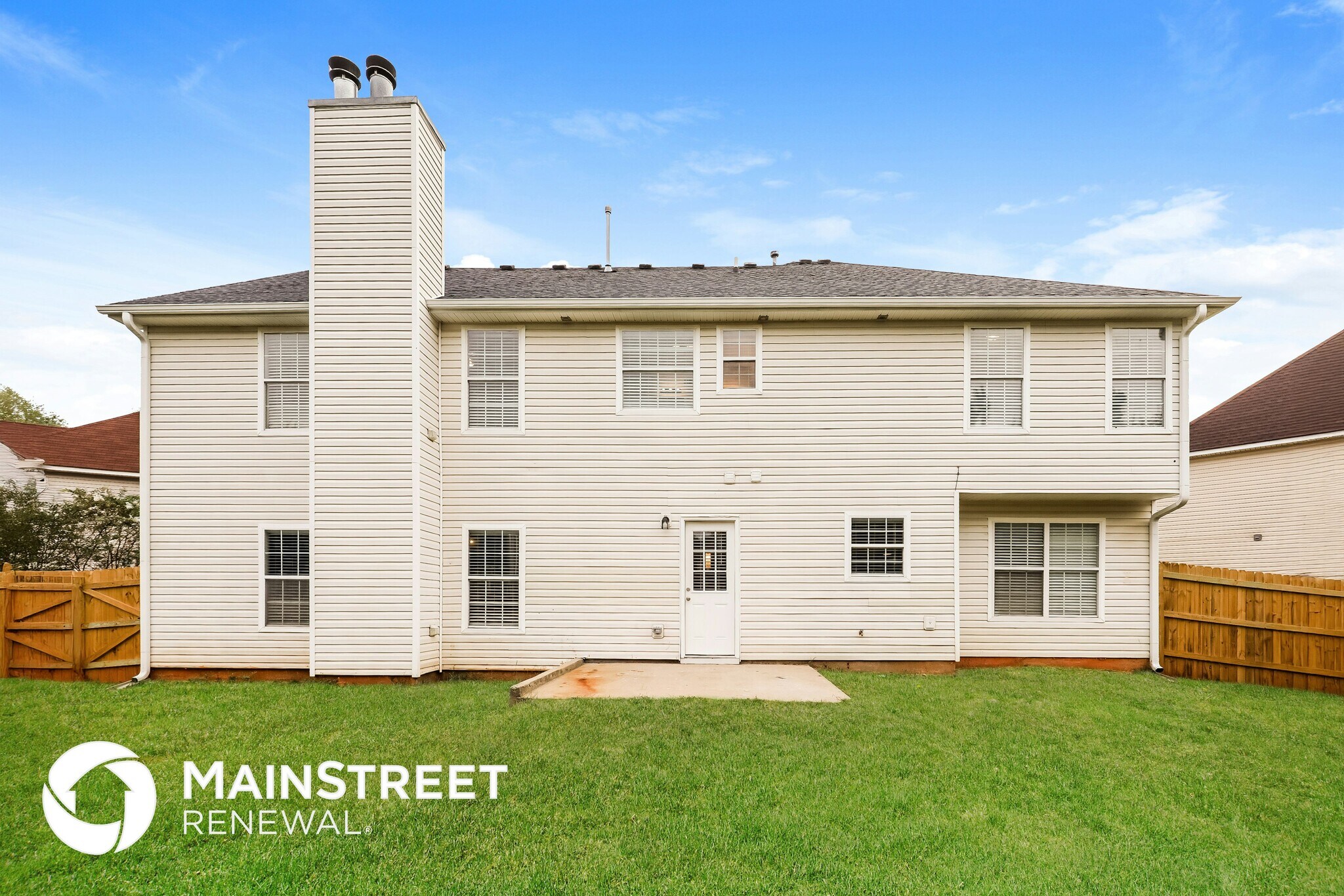 Building Photo - 1562 Gunstock Ct