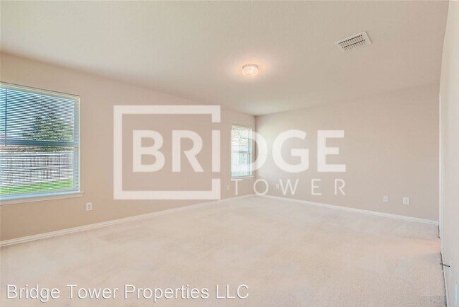 Building Photo - 4 br, 2 bath House - 2704 Park Street