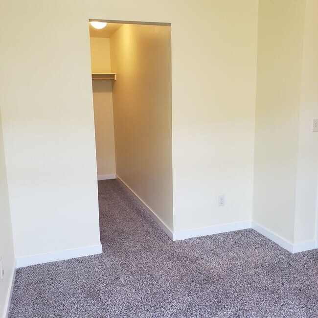 Building Photo - SAW1530O