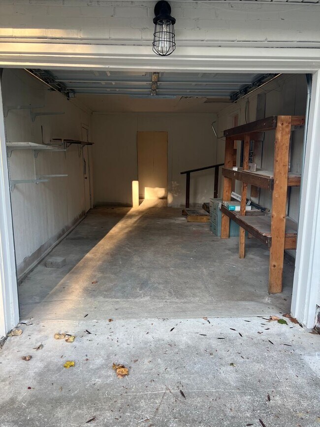 Building Photo - 111 Perrin Ave