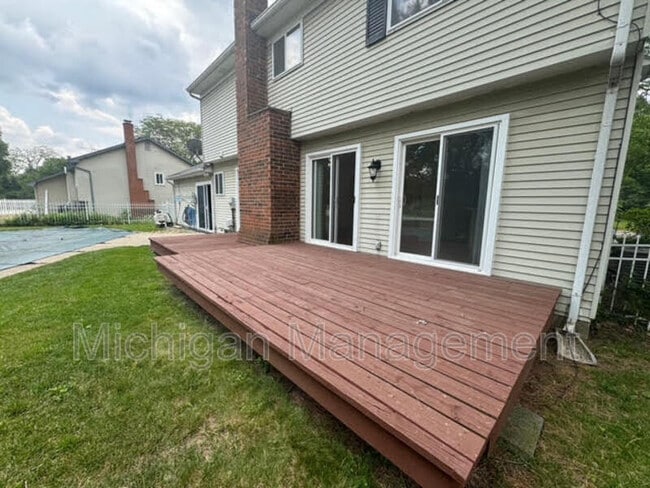 Building Photo - 3324 Bluett Rd