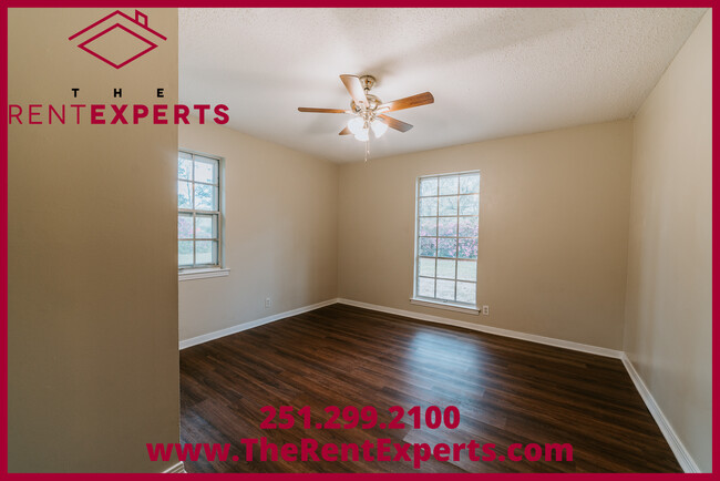 Building Photo - 10470 Old Pascagoula Rd
