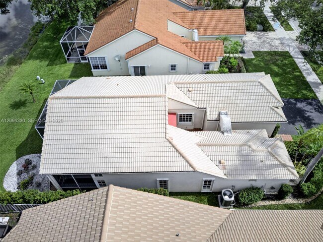 Building Photo - 1520 Seabay Rd