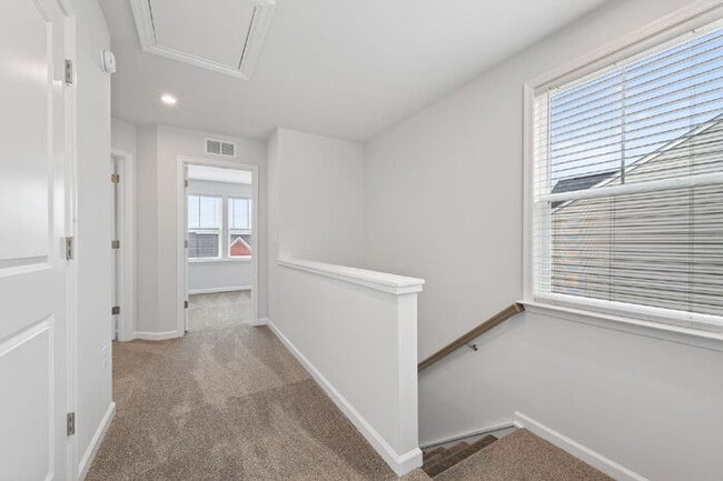 Building Photo - Spacious 3 Bedroom Townhome in Glen Allen - $2,650/mo