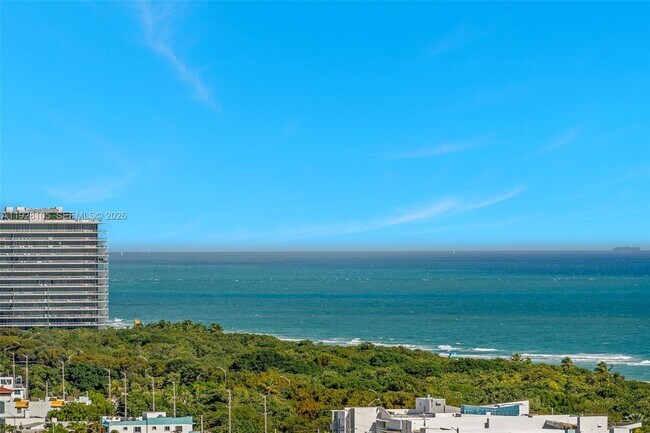 Building Photo - 580 72nd St