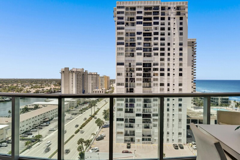 Building Photo - 2501 S Ocean Dr