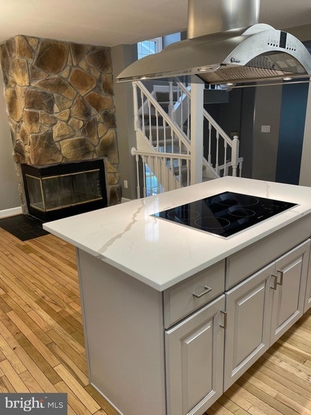 Building Photo - 8012 Merry Oaks Ct