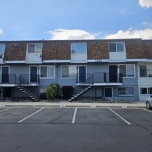 Building Photo - 1436 E 9th St