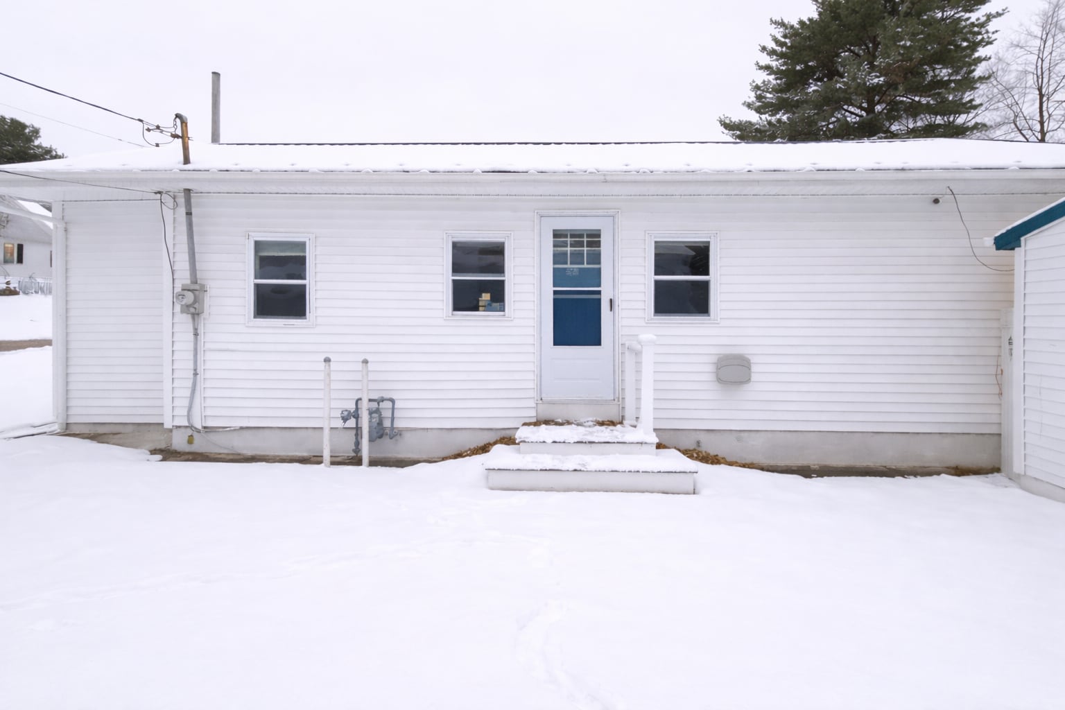 Building Photo - 325 Richfield St