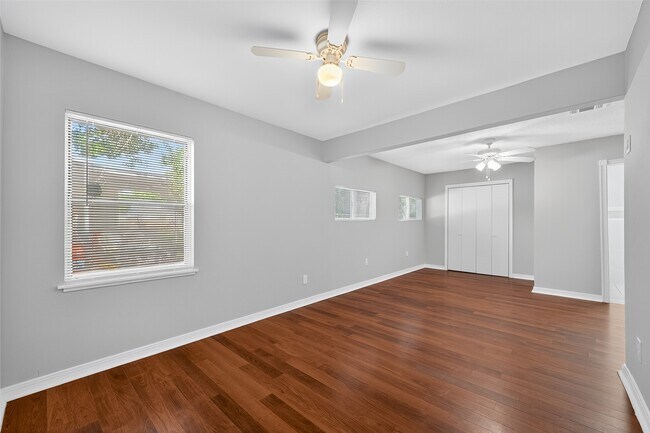 Building Photo - 6741 Feldspar St