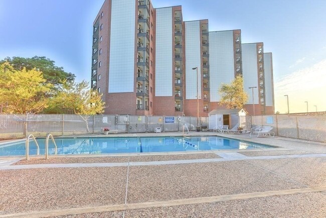 Building Photo - 90 Quincy Shore Dr