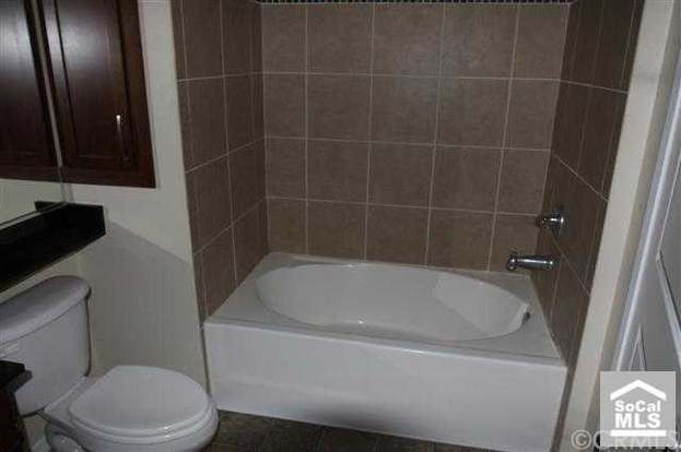 Building Photo - 1480 Scholarship-