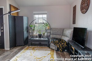 Building Photo - 234 Fernwood Dr