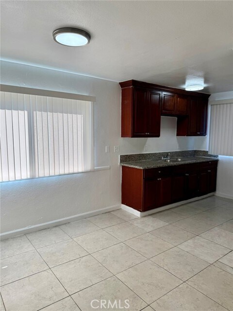 Building Photo - 4830 Canoga St