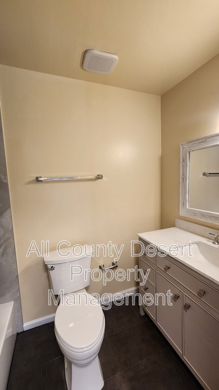 Building Photo - 5951 Montecito Dr