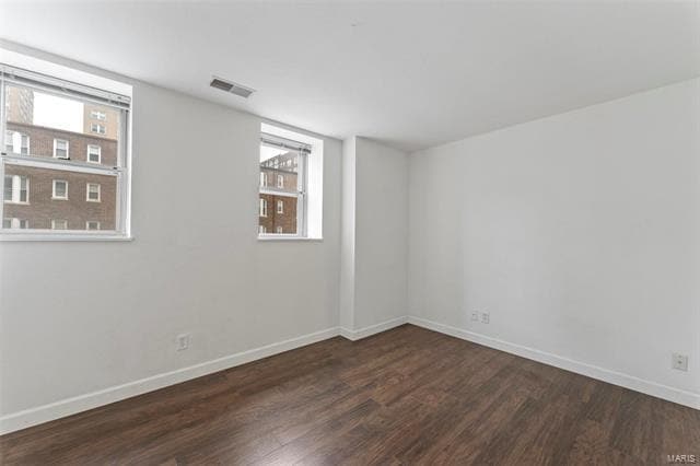 Building Photo - 5539 Pershing Ave