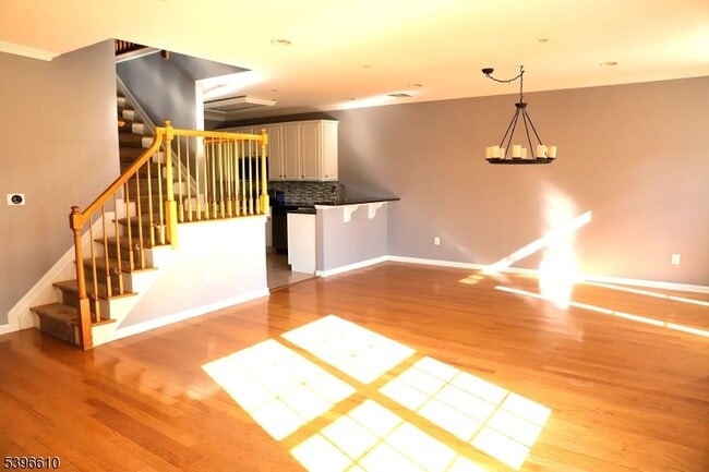 Building Photo - 5 Liberty Way