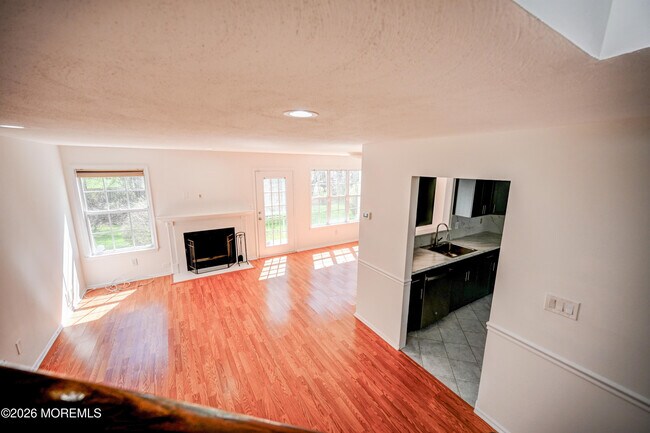 Building Photo - 214 Paddington Ct