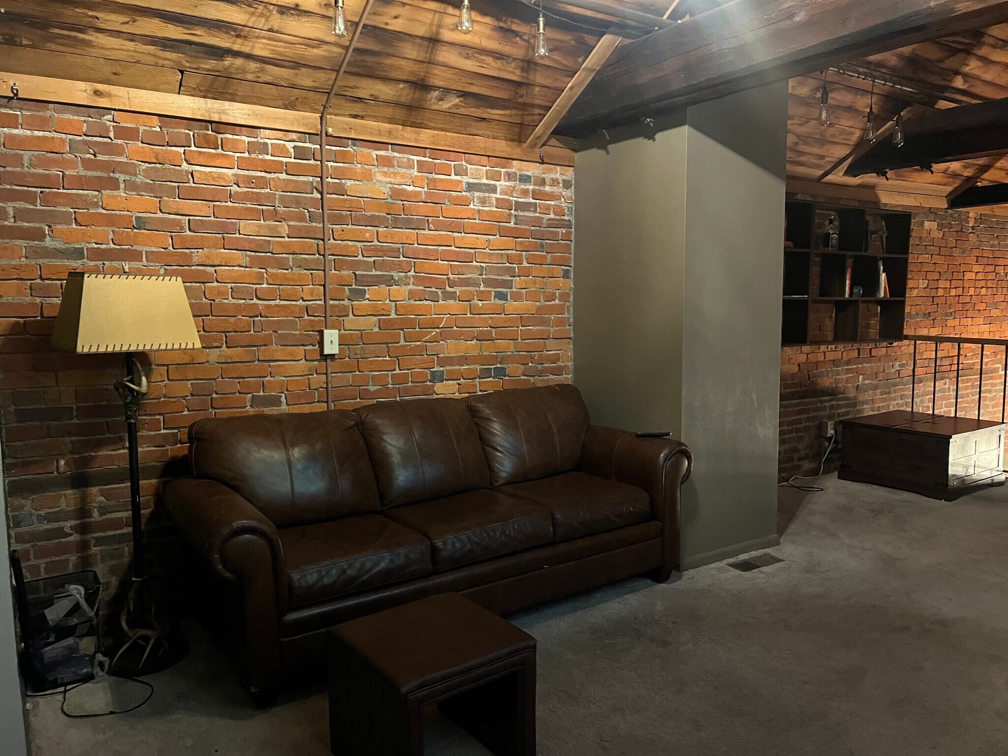 Building Photo - 51 W Blenkner St