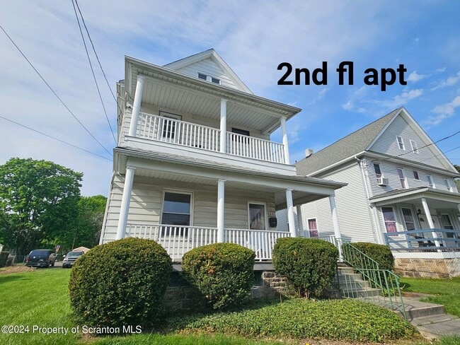 Primary Photo - 729 W Locust St