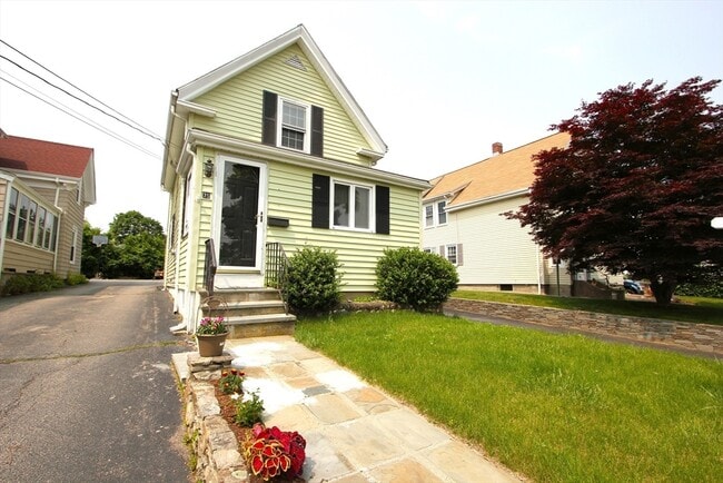 Building Photo - 75 Wachusett St