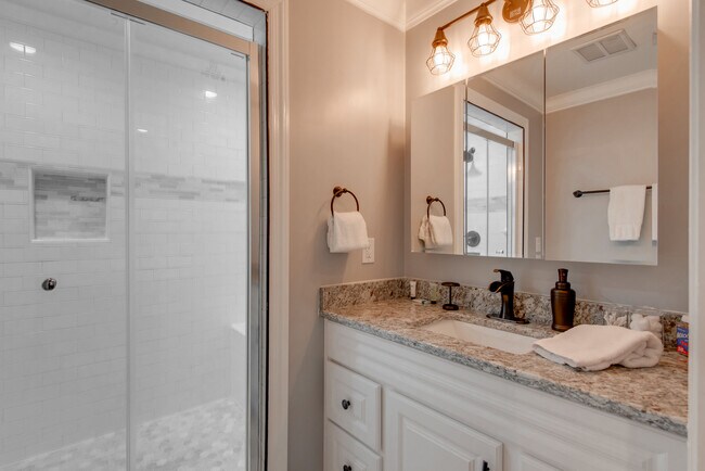 Primary Bath - 410 E Trinity Ln