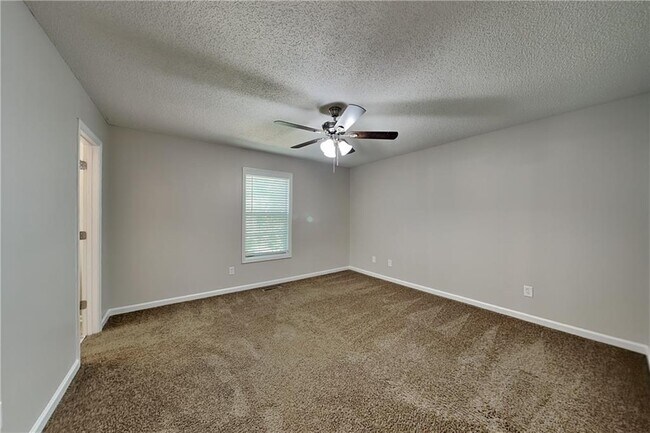 Building Photo - 112 Brentwood Ct