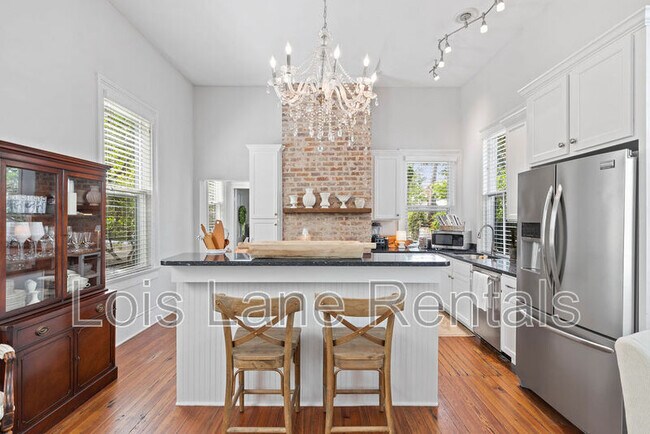 Building Photo - 35 Montagu St