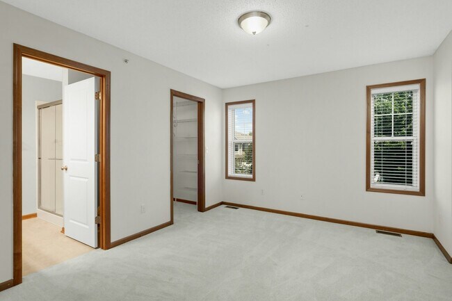 Building Photo - 15275 60th Ave N